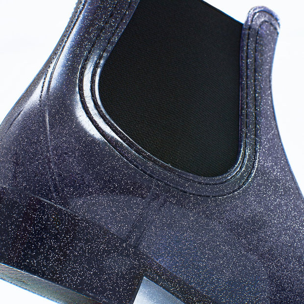 SHINY BOOTS