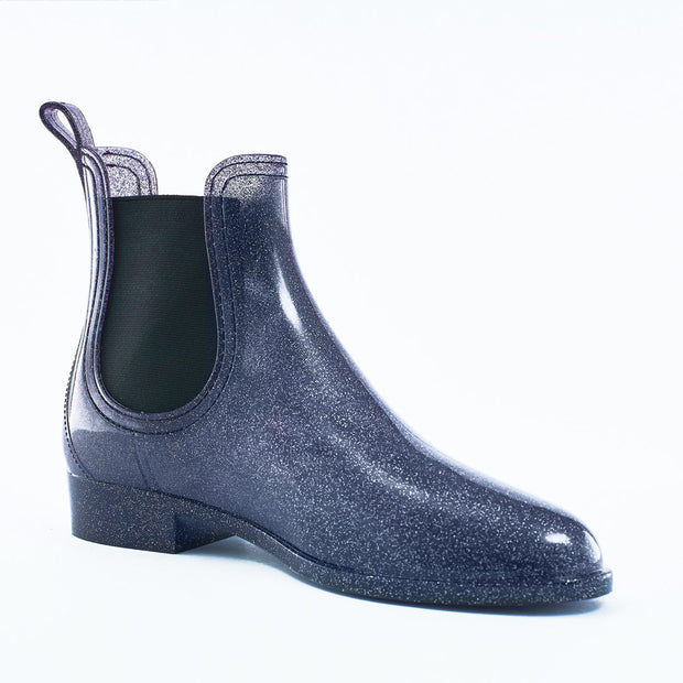 SHINY BOOTS