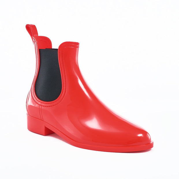 RED BOOTS